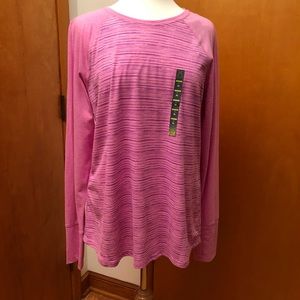 Long sleeve thumb hole shirt